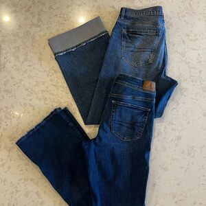 2 PAIRS of American Eagle Outfitters Jeans EXCELLENT CONDITION